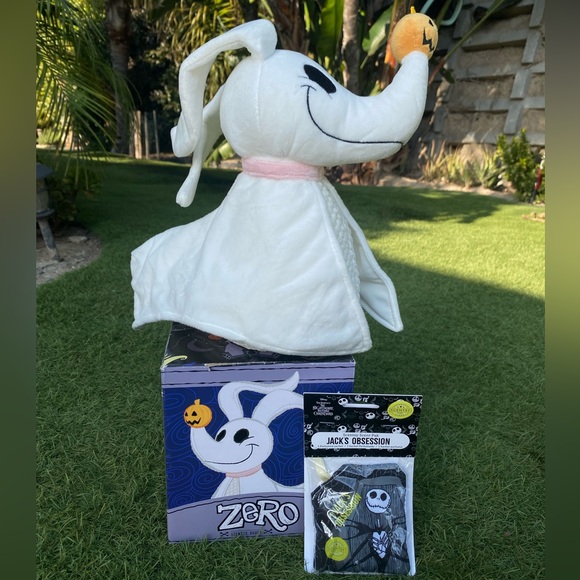 Scentsy Nightmare Before Christmas Zero Buddy - Picture 3 of 8